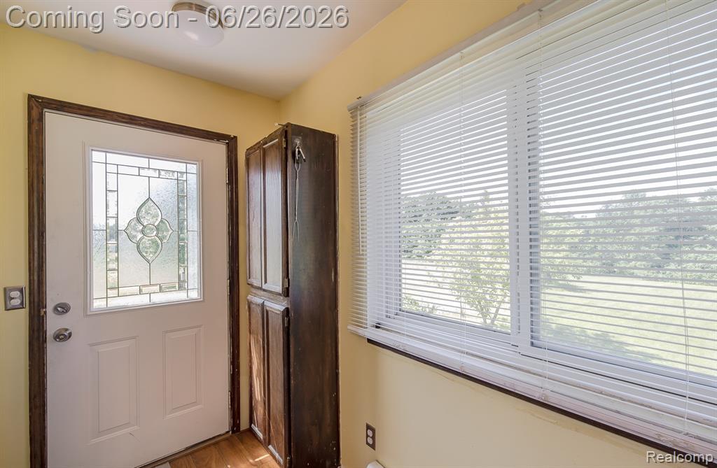 9635 Ortonville Road, Clarkston, MI 48348 — Photo 9