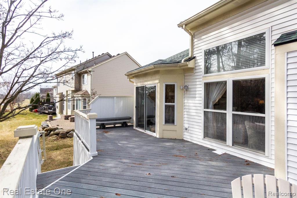 490 FRANKLIN LAKE Circle, Oxford, MI 48371 — Photo 55