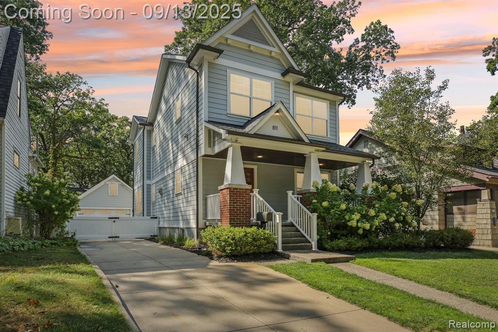 811 Maxwell Avenue, Royal Oak, MI 48067 — front exterior