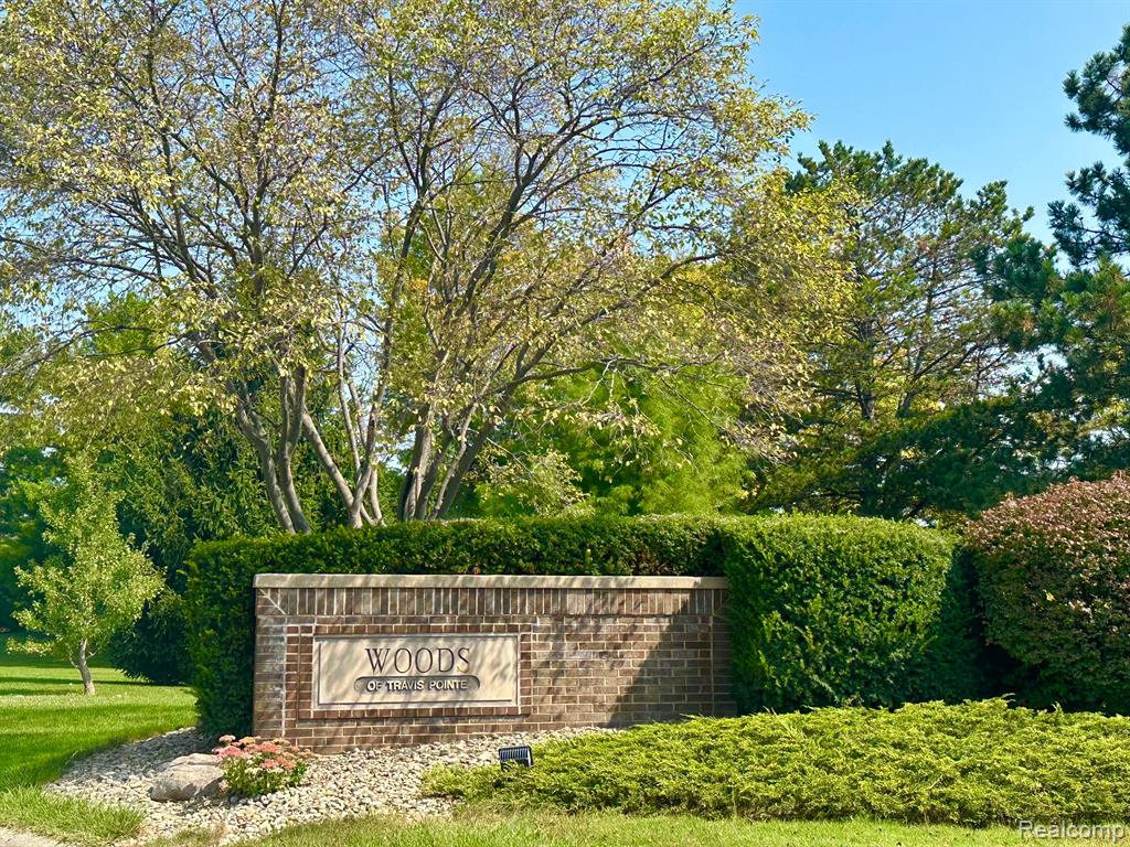 4674 Cottonwood Drive, Ann Arbor, MI 48108 — Photo 52