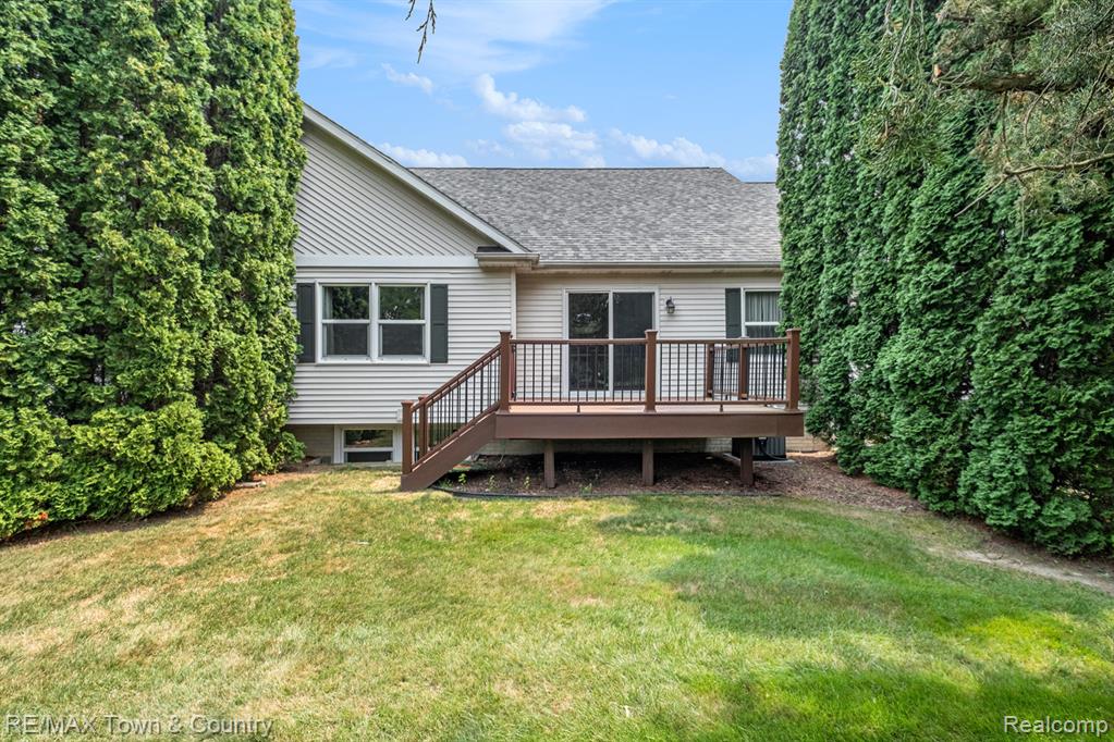 4067 Squire Hill Drive, 38, Flushing, MI 48433 — Photo 17