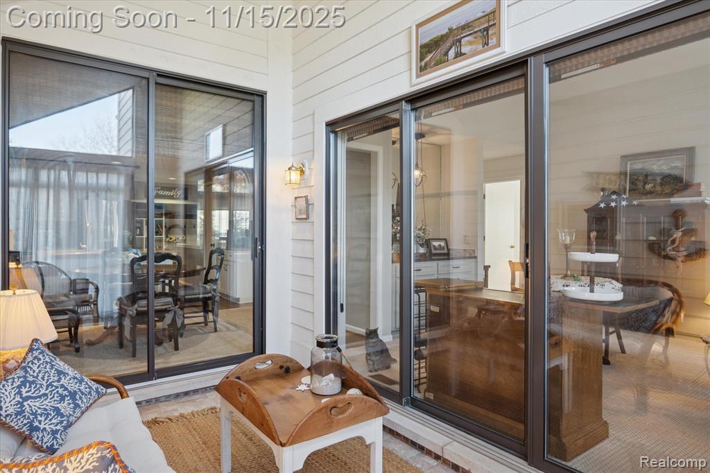 909 Tartan Trail, Bloomfield Hills, MI 48304 — Photo 17
