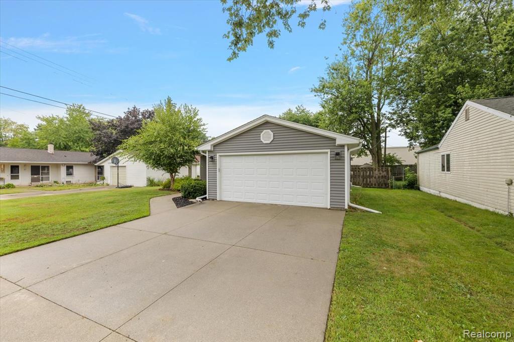 74065 Crull Street, Armada, MI — Photo 20