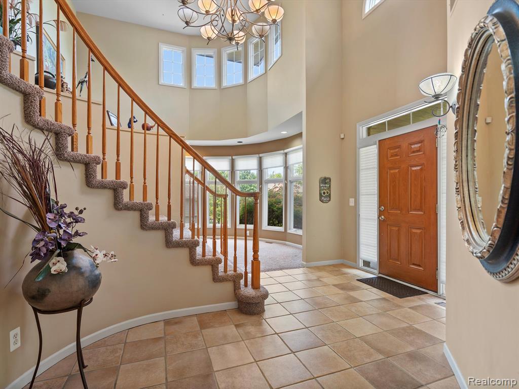 7253 CARLYLE, West Bloomfield, MI — Photo 12