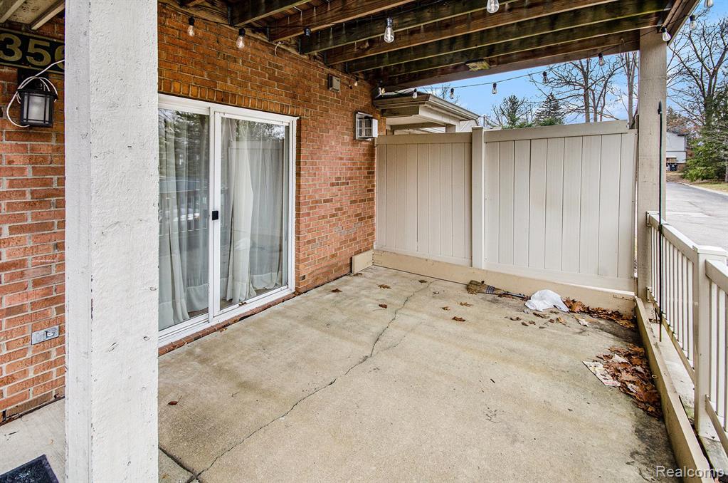 356 MARIGOLD Circle, Westland, MI — Photo 15