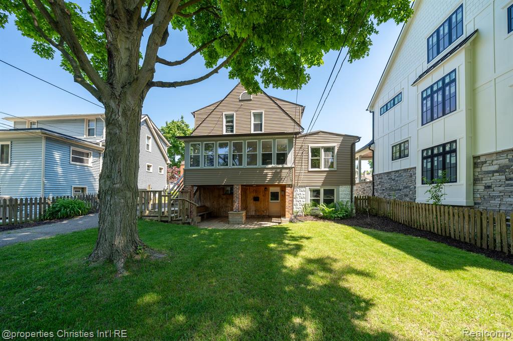 537 W 3RD Street, Rochester, MI 48307 — Photo 30