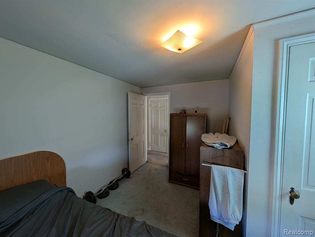 9864 E OUTER Drive, Detroit, MI 48224 — Photo 20
