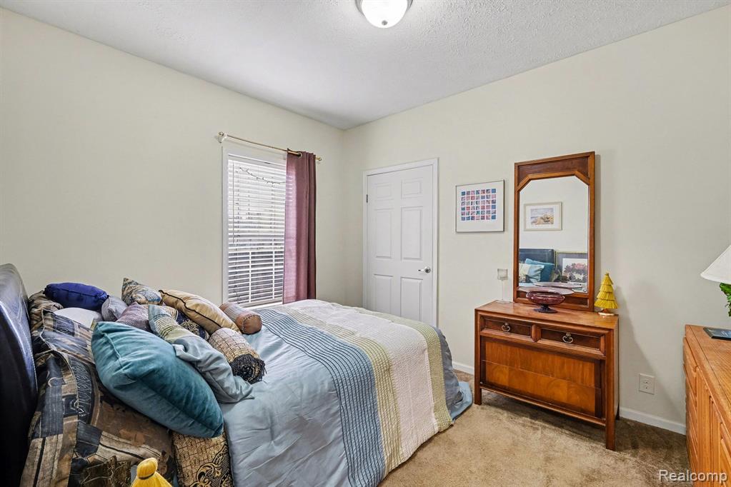 562 Williams Street, Flint, MI 48503 — Photo 6