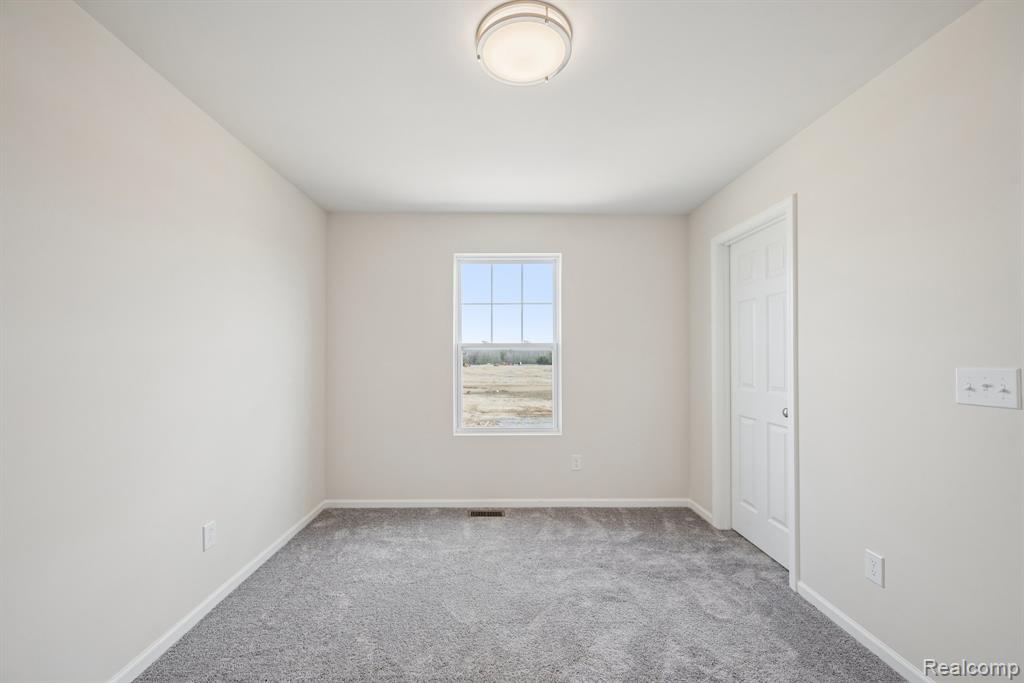 606 Harvest Way, Chelsea, MI 48118 — Photo 26