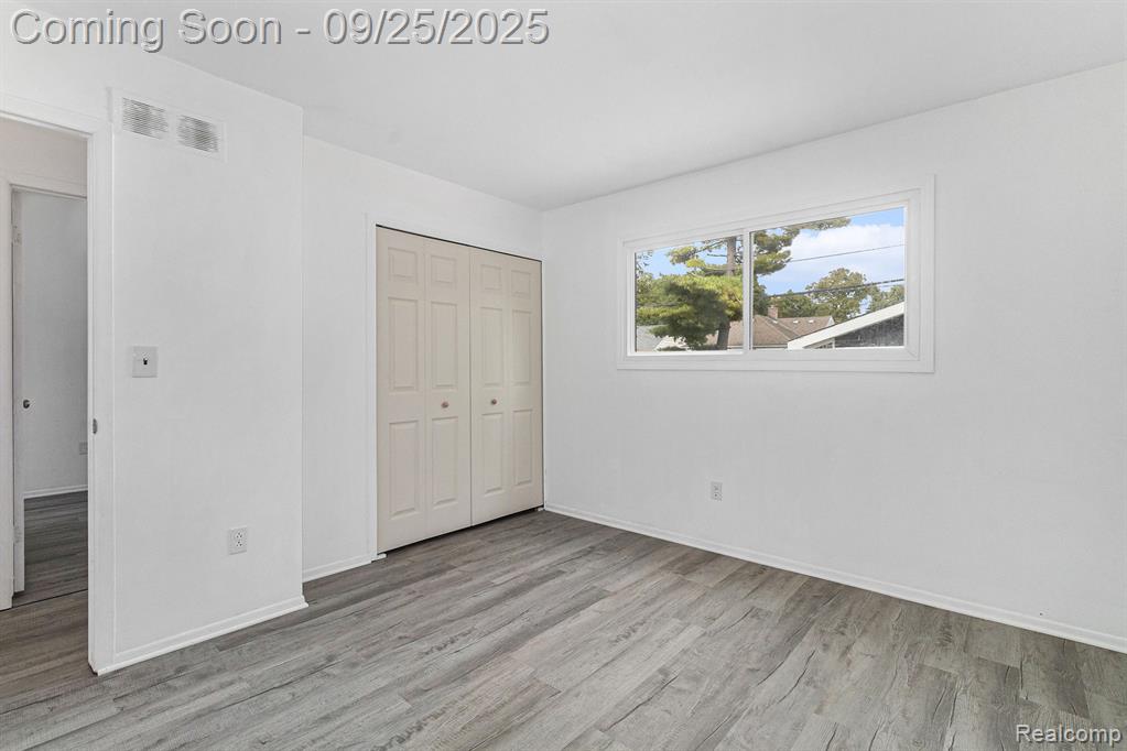 751 E Maxlow Avenue, Hazel Park, MI 48030 — Photo 12