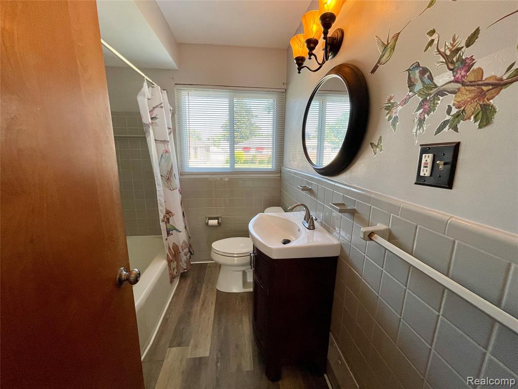 9964 Fox Avenue, Allen Park, MI 48101 — Photo 25