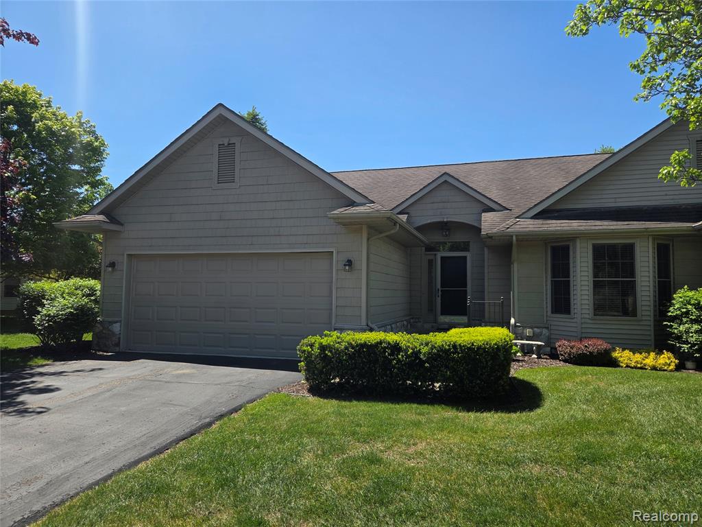 6102 Doveplum Drive, Brighton, MI 48116 — front exterior