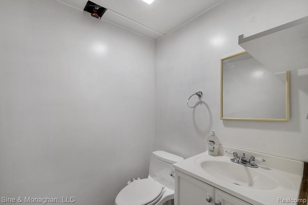 7854 Jackson Street, Taylor, MI 48180 — Photo 23