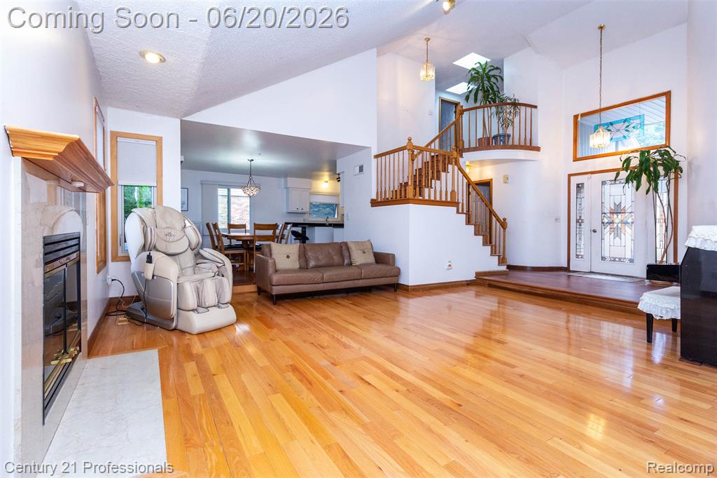 6241 Smithfield Drive, Troy, MI 48085 — Photo 10