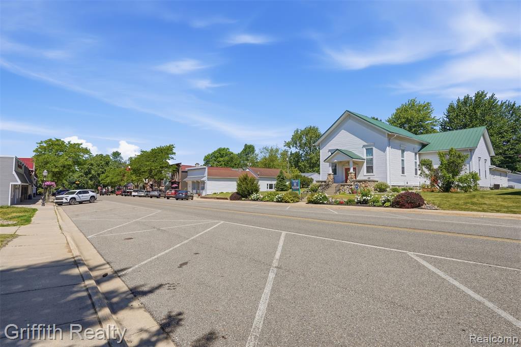 131 E Main Street, Vernon, MI — Photo 4