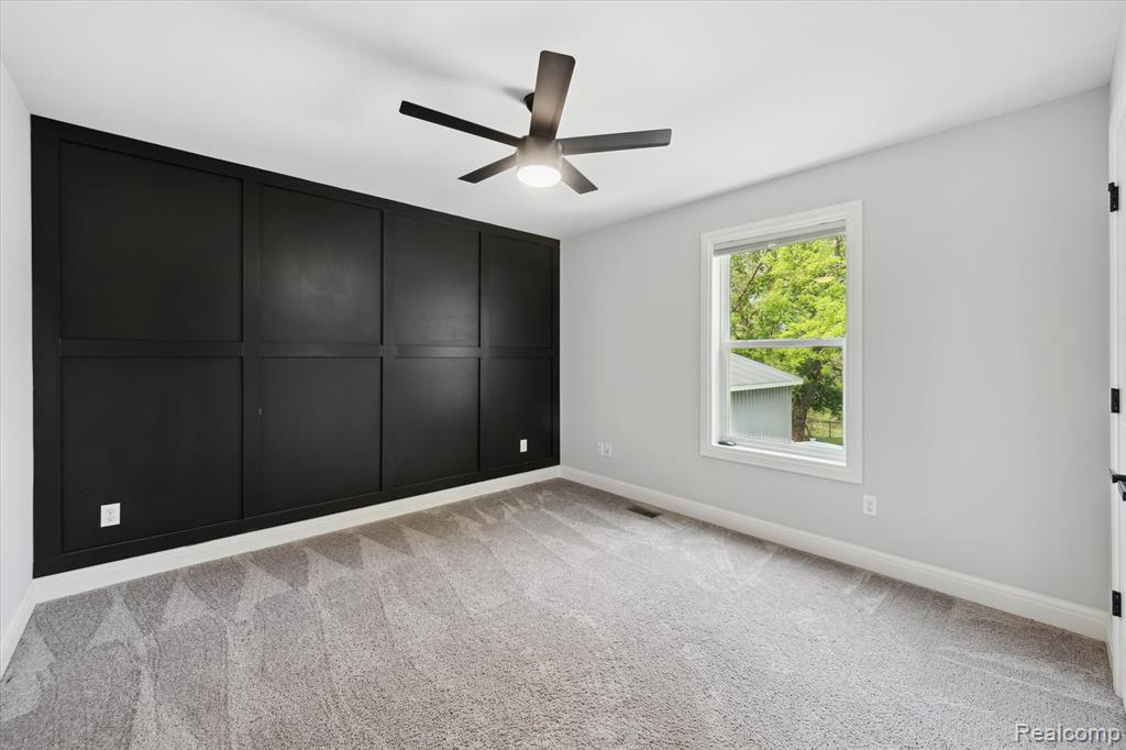 595 BRIGHTON LAKE RD, Brighton, MI 48116 — Photo 30