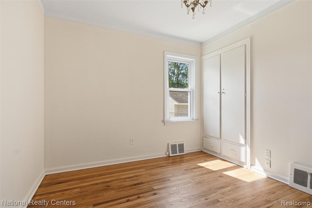 9951 Marion, Redford, MI 48239 — Photo 20
