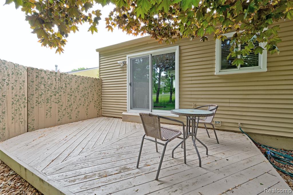 42428 Greenbrier Lane, Clinton Twp, MI 48038 — Photo 53