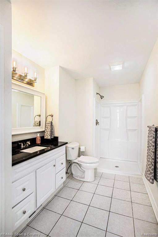 7170 KINGS Way, Flushing, MI 48433 — Photo 15