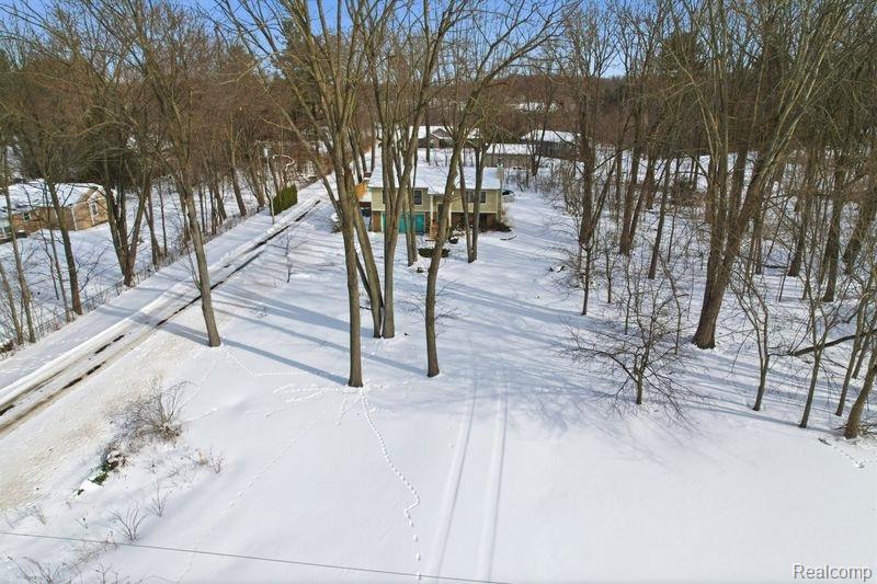 4531 Clifford Road, Brighton, MI 48116 — Photo 23