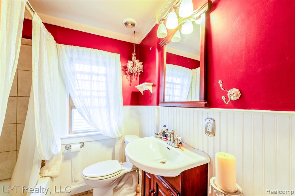 522 Kings Highway, Wyandotte, MI 48192 — Photo 14