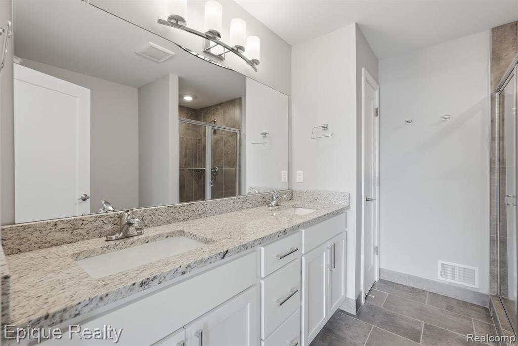 25495 Grandview Lane, 25, Novi, MI — Photo 18