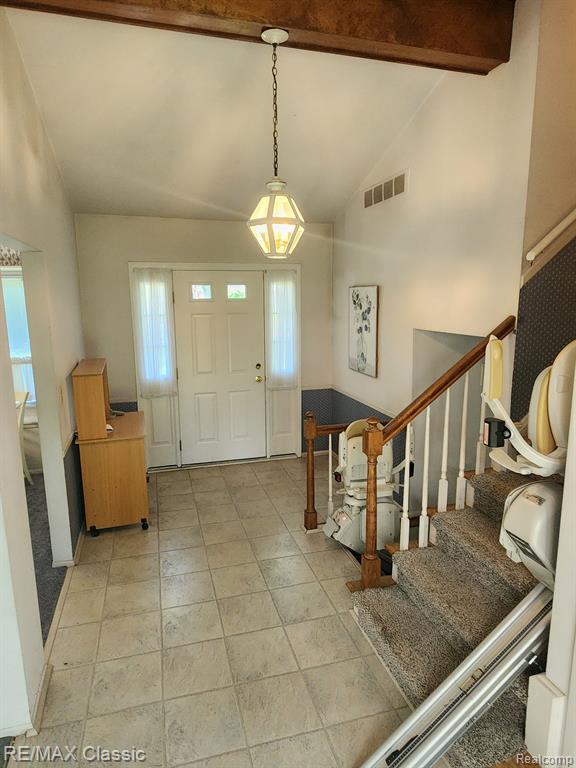 473 FOX RIVER Drive, Bloomfield Hills, MI 48304 — Photo 2