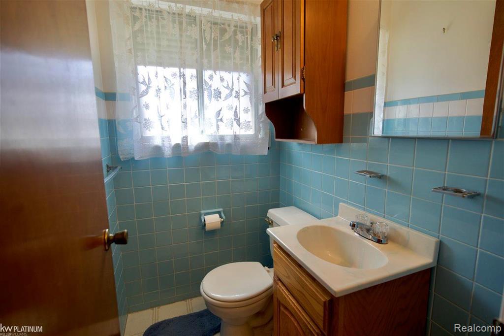 13325 Iowa Drive, Warren, MI 48088 — Photo 16