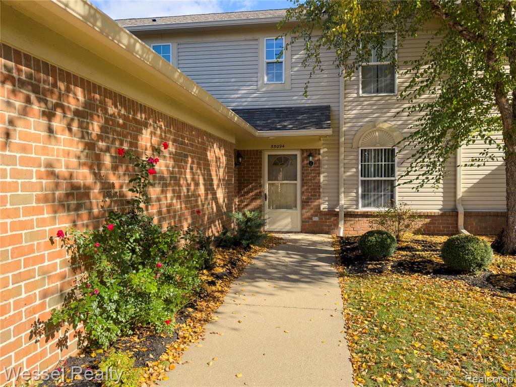55094 Westchester Drive, 36, Shelby Twp, MI 48316 — Photo 3