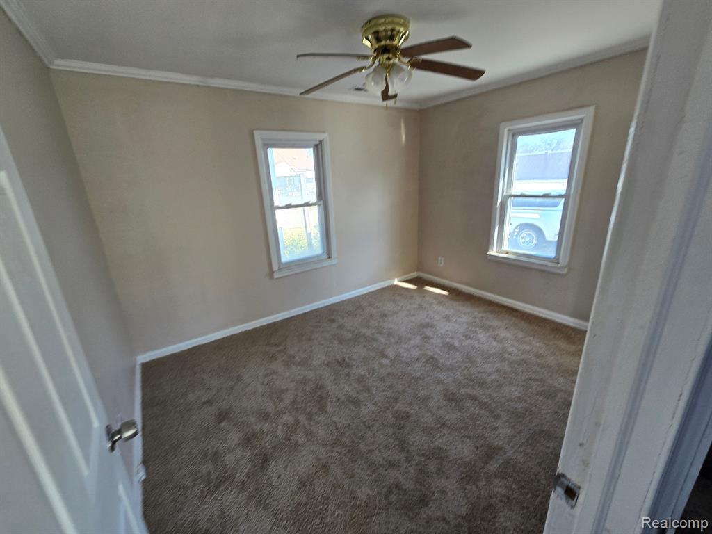 814 E EVELYN Avenue, Hazel Park, MI 48030 — Photo 5