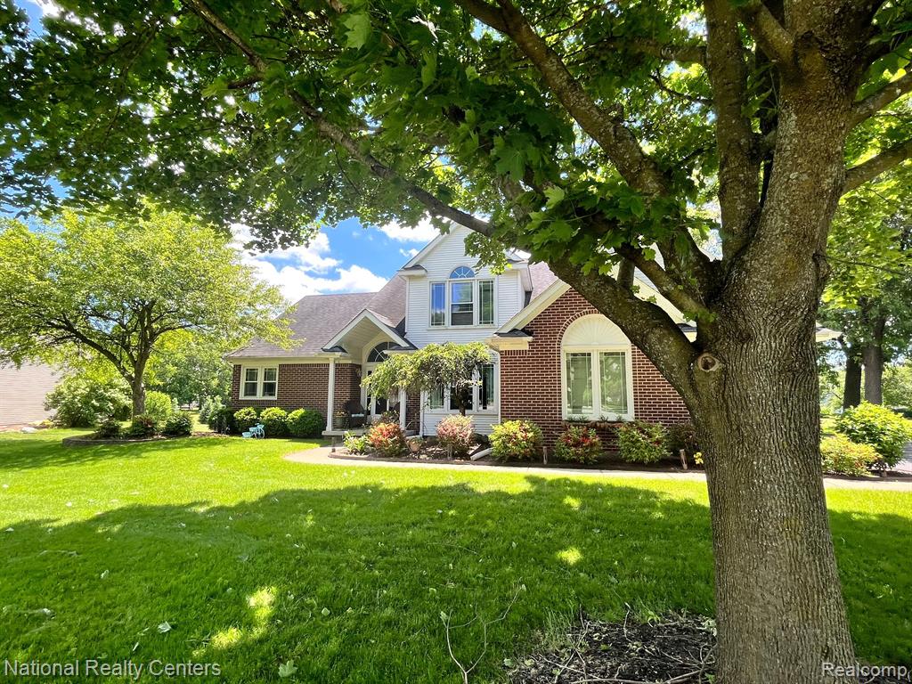 4952 STILLMEADOW Drive, Howell, MI 48843 — Photo 2