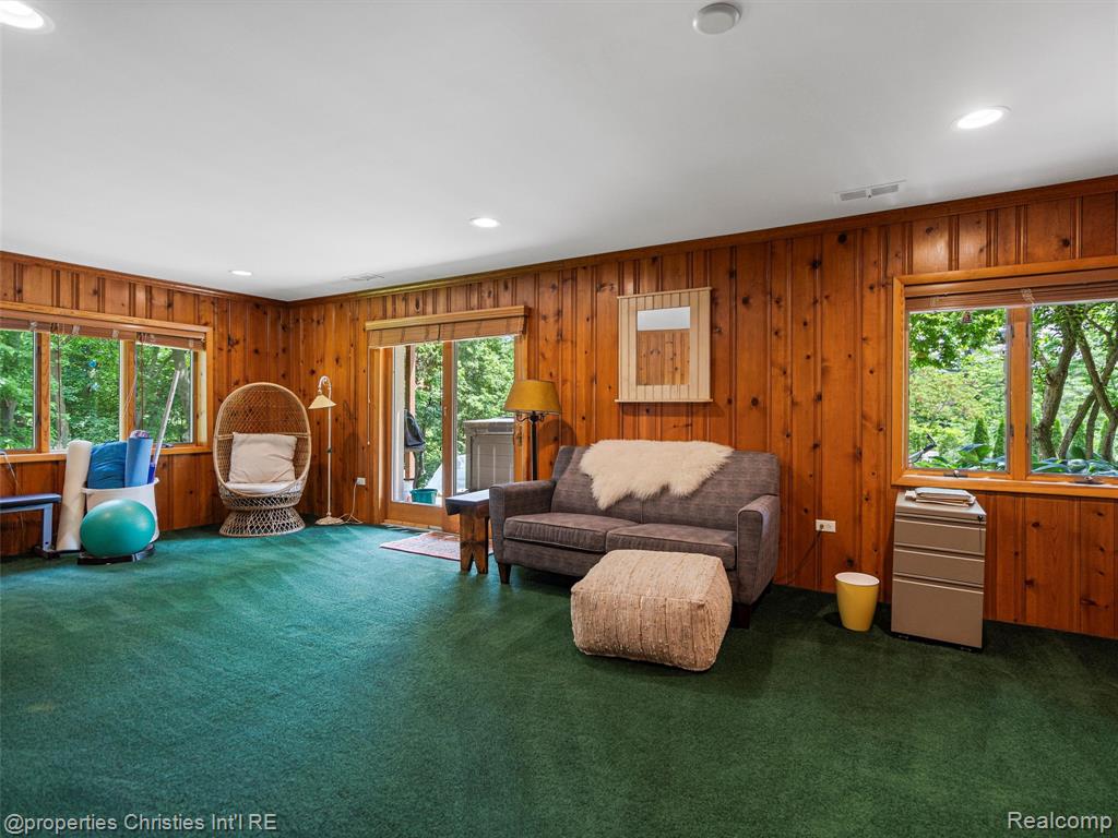 4383 Pine Tree Trail, Bloomfield Hills, MI 48302 — Photo 26