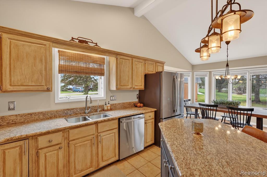 16147 Silvercrest Drive, Fenton, MI 48430 — Photo 13