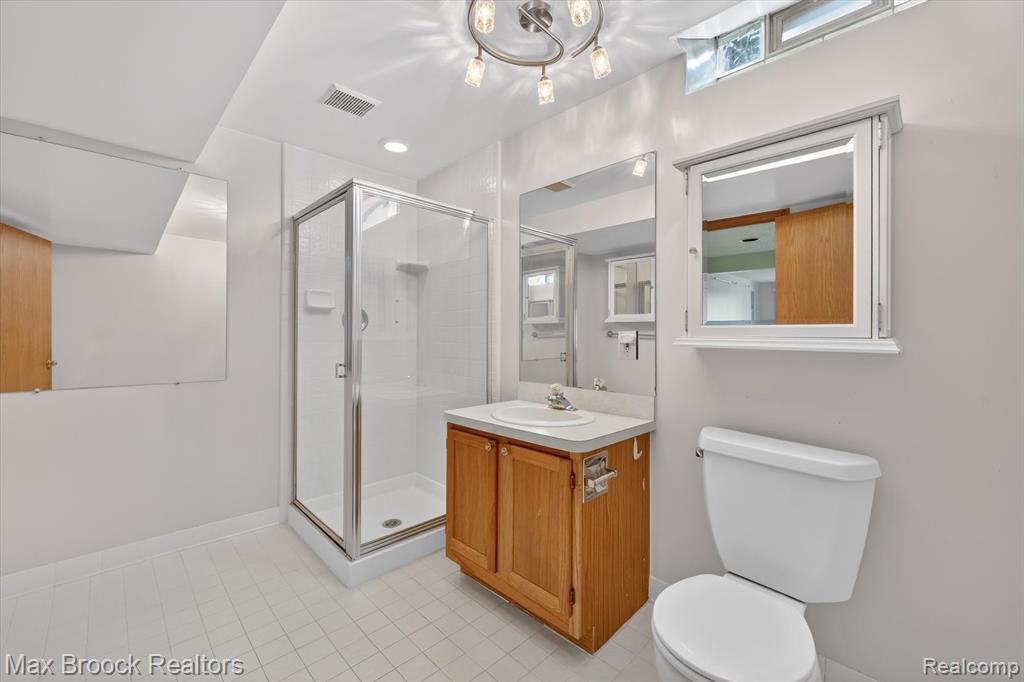 1822 Pebble Creek Drive, Canton, MI 48188 — Photo 30