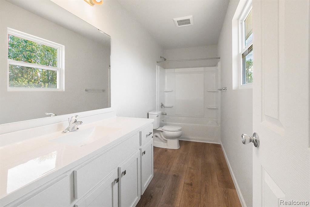 8377 Majestic Boulevard, Fowlerville, MI 48836 — Photo 13
