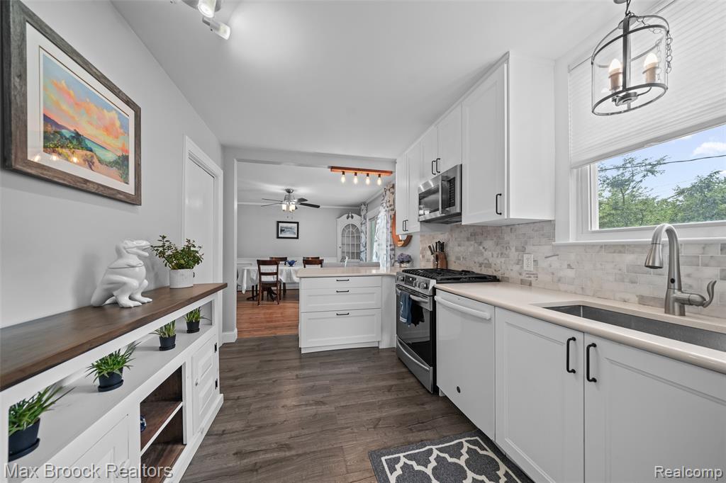 611 N Melborn Street, Dearborn, MI 48128 — Photo 14