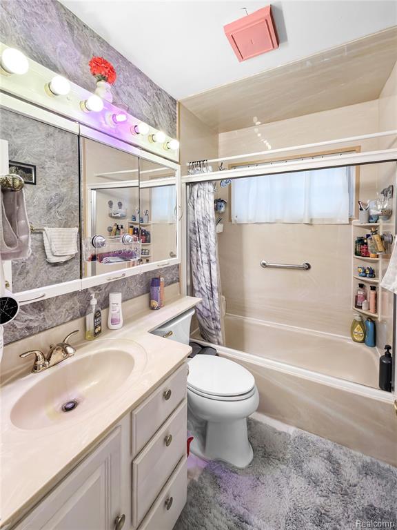 4710 Edgewood Street, Dearborn Heights, MI 48125 — Photo 16