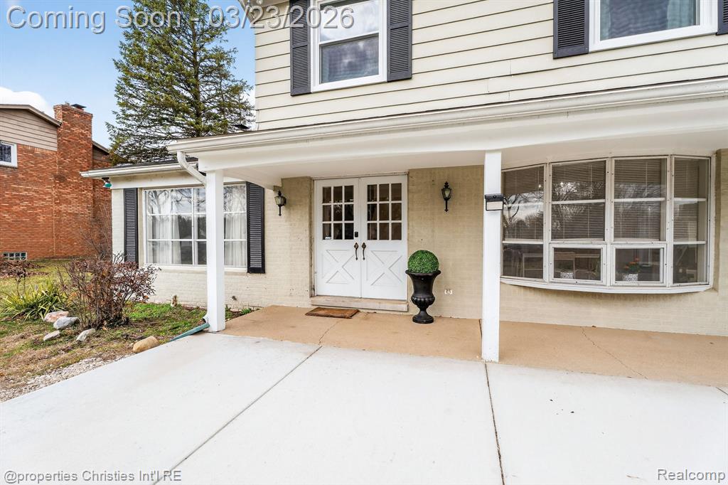 5586 Raven Road, Bloomfield Hills, MI 48301 — Photo 2