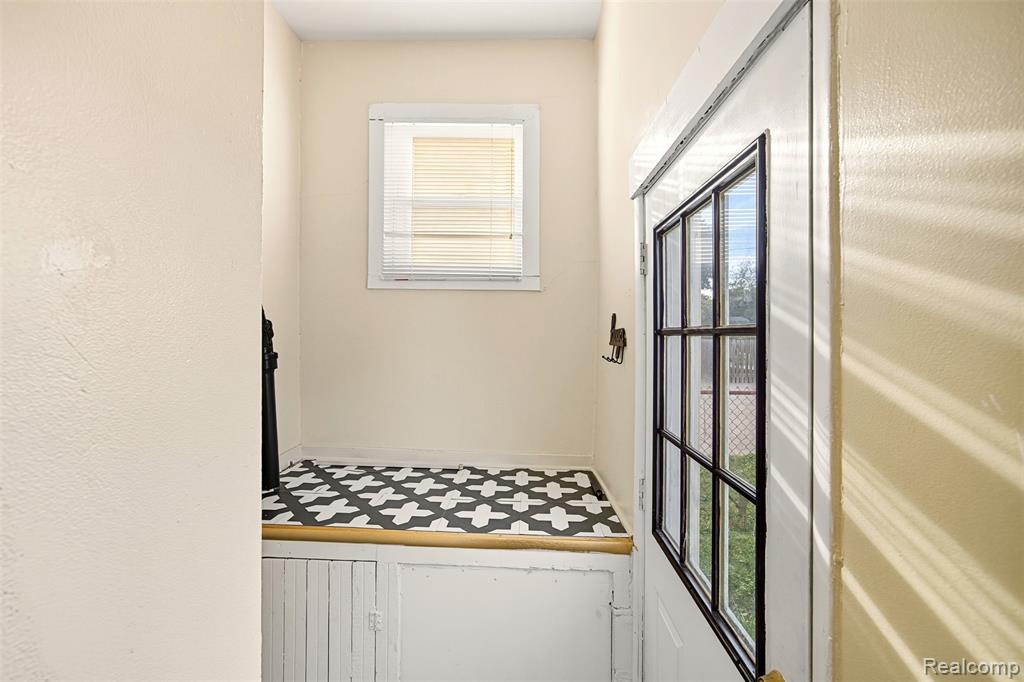 7335 Gronow, Center Line, MI 48015 — Photo 16