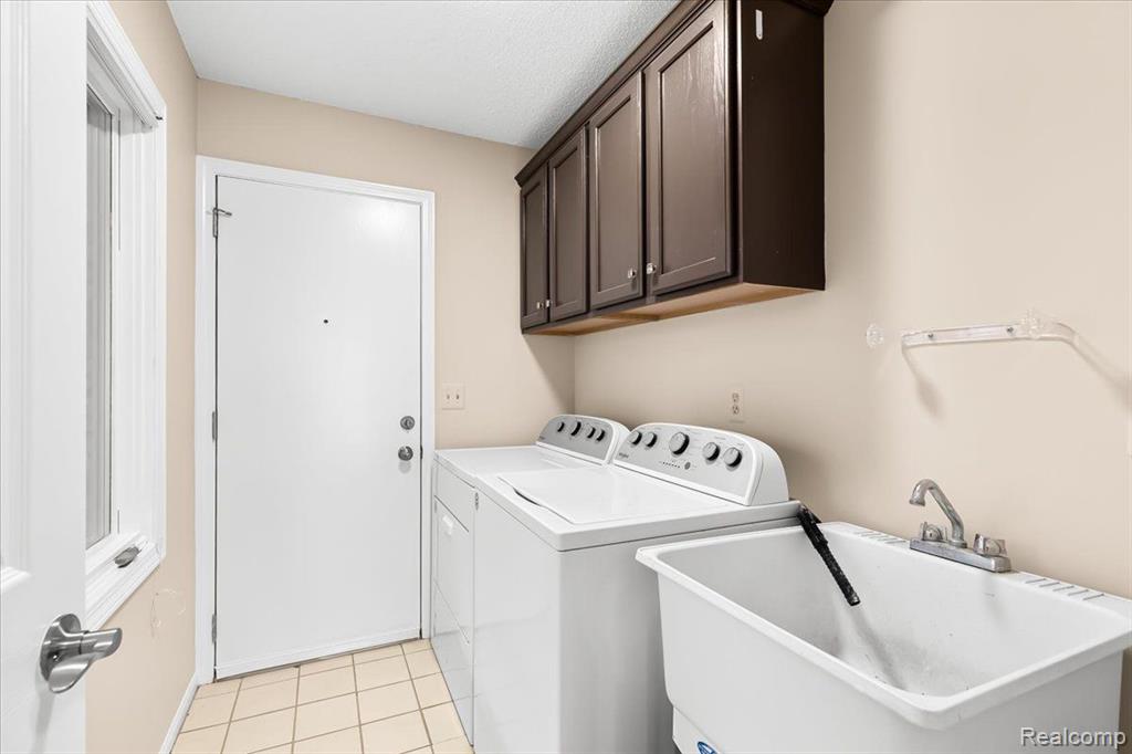 22245 RIVER RIDGE Trail, Farmington Hills, MI 48335 — Photo 27