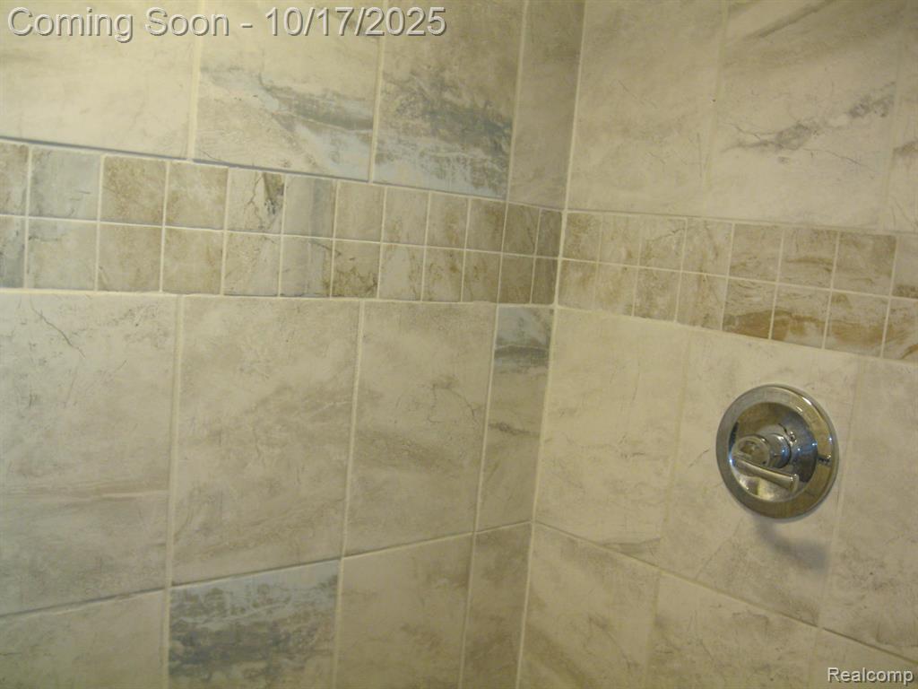 4491 Ormond Road, White Lake, MI 48383 — Photo 34