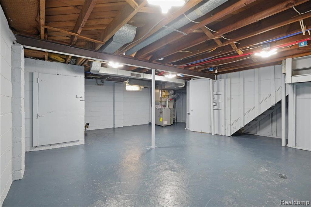 46 E LONGFELLOW Avenue, Pontiac, MI 48340 — Photo 32