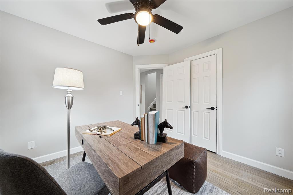 921 N EDGEWORTH Avenue, Royal Oak, MI 48067 — Photo 23