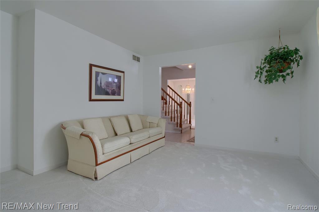 44420 Wright Way, Novi, MI — Photo 6