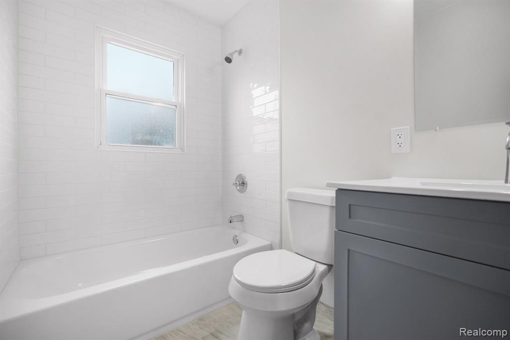 7335 N ELMS Road, Flushing, MI 48433 — Photo 14