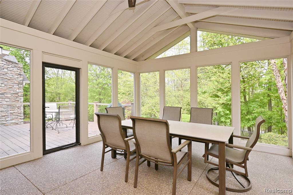 4801 N Harsdale Road, Bloomfield Hills, MI 48302 — Photo 25