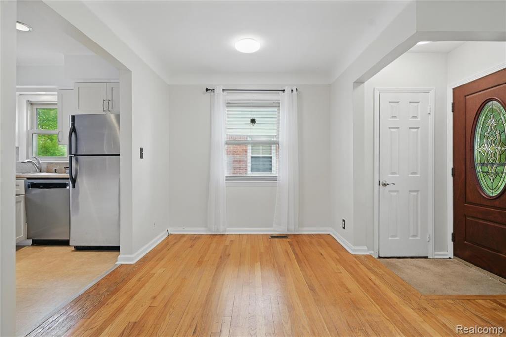 4412 COOPER Avenue, Royal Oak, MI 48073 — Photo 6