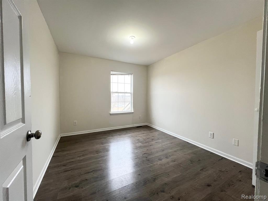 4749 HICKORY POINTE Boulevard, Ypsilanti, MI 48197 — Photo 12