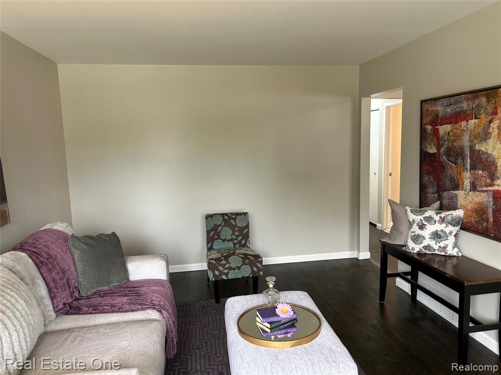 669 Highland Avenue, Lincoln Park, MI 48146 — Photo 7