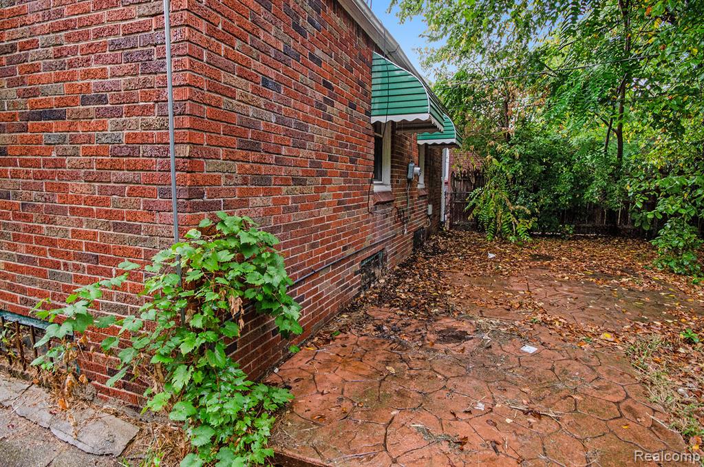 20206 Greeley Street, Detroit, MI 48203 — Photo 22
